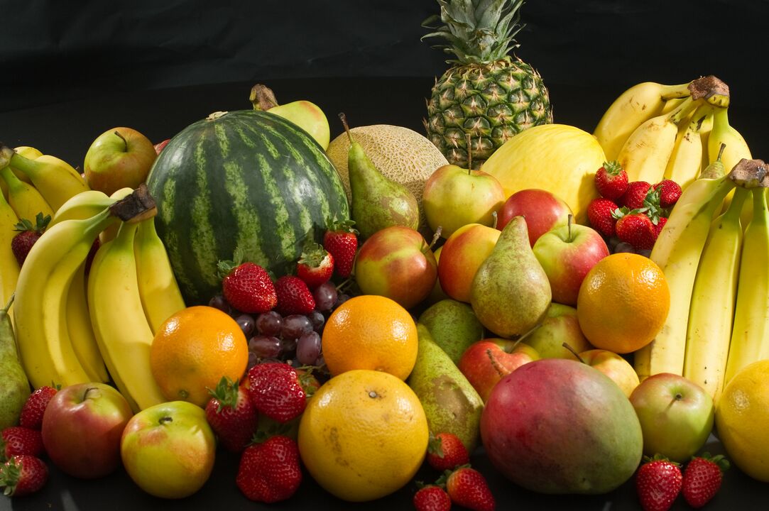Fruits are carriers of vitamin complexes.