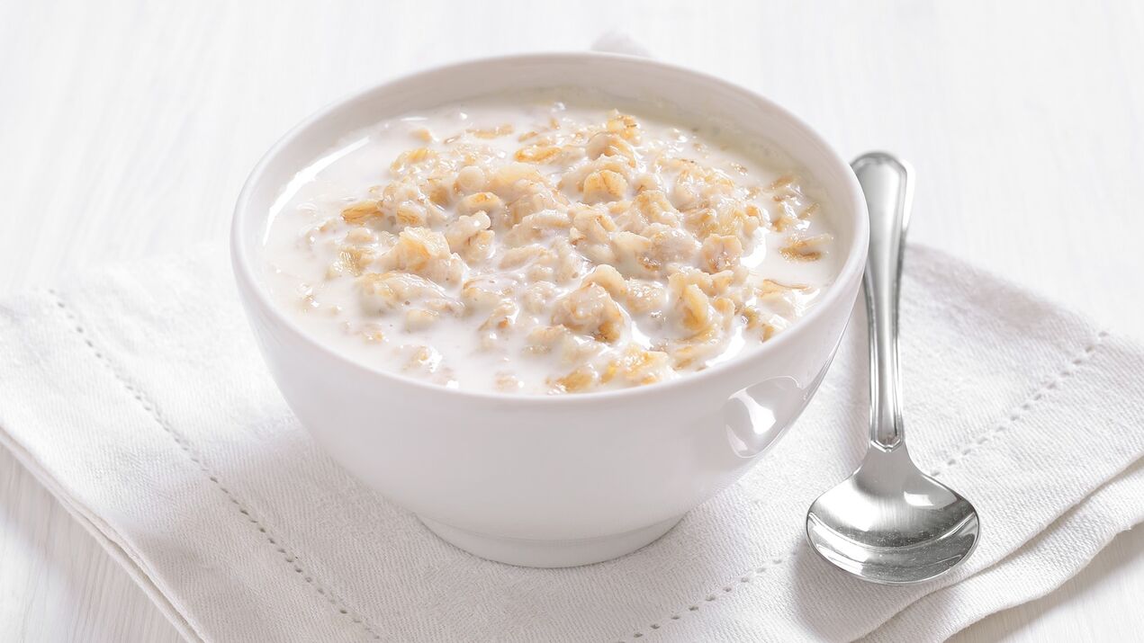 Porridge is the main menu for gastritis of the stomach.